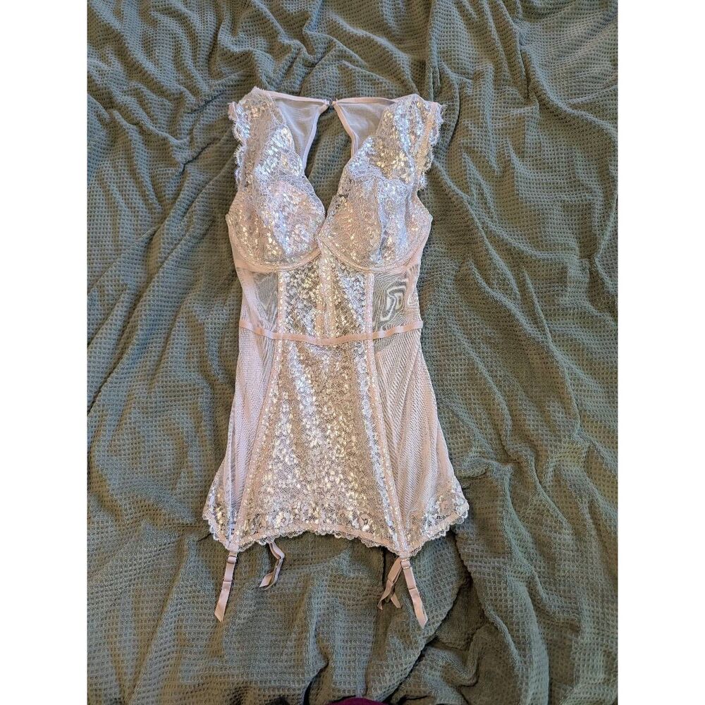 $78 VICTORIAS SECRET Womens 36D Padded Pink Metallic Corset Lingerie Garter NEW